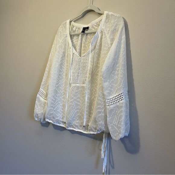 Jessica Simpson sheer type top size small - Picture 5 of 6